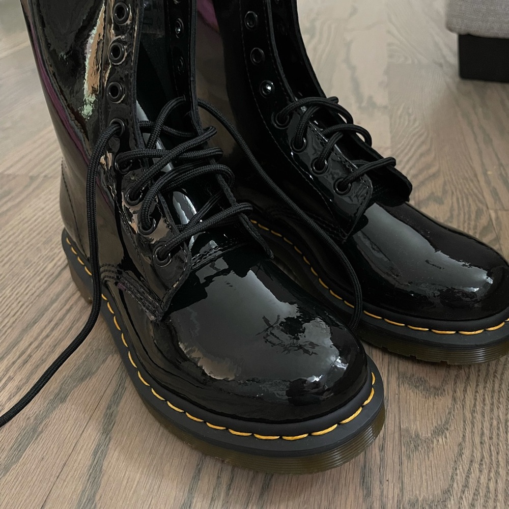 Dr martens black